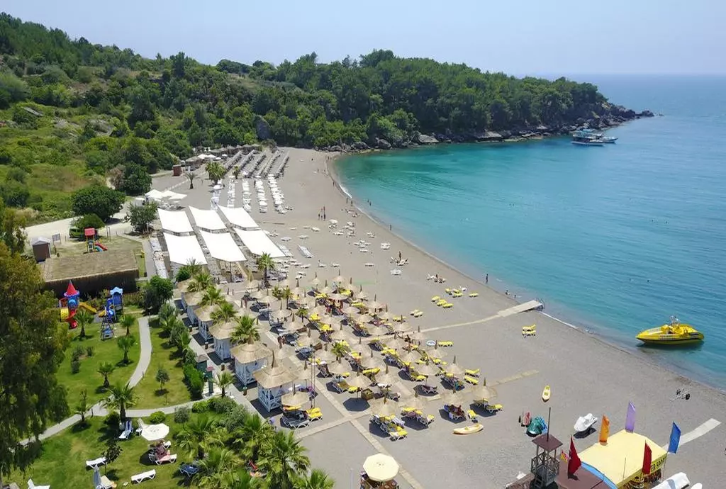 hotel justiniano deluxe alanya_shabavizparvaz_01.jpg